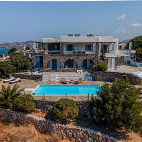 4 bedroom villa with pool, Paros, sleeps 8